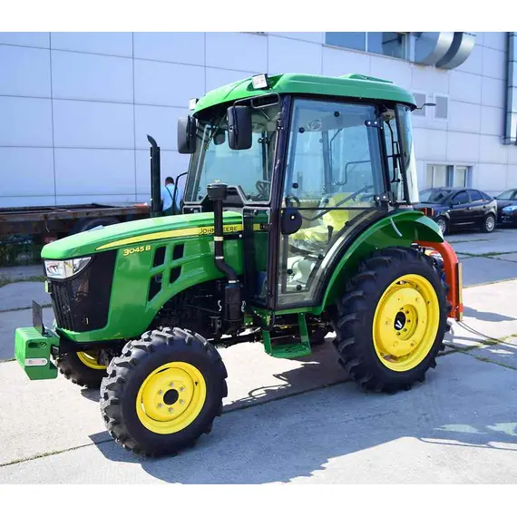 Трактор John Deere 3045B с кабиной, фото 