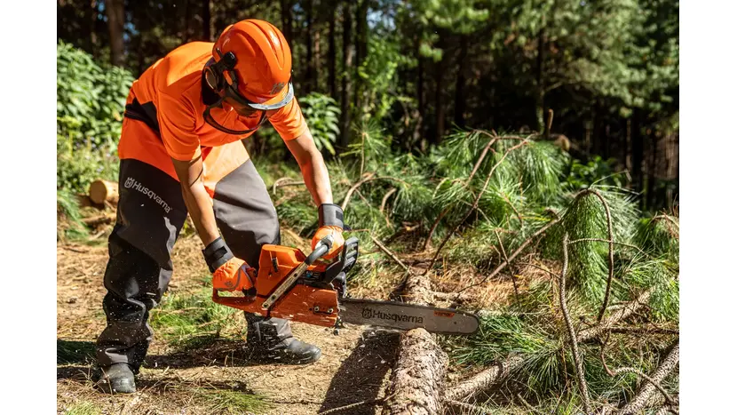 Бензопила Husqvarna 365 18" фото 3 купити в Україні