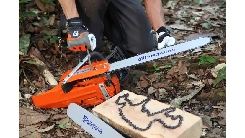 Бензопила Husqvarna 365 18" фото 7 купити в Україні