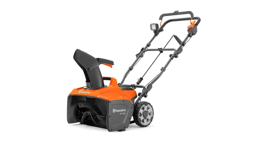Снегоуборщик Husqvarna ST 143i, фото фото 3