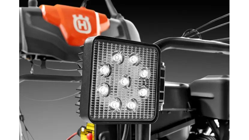 Снігоочисник Husqvarna ST 224 фото 8 купити в Україні