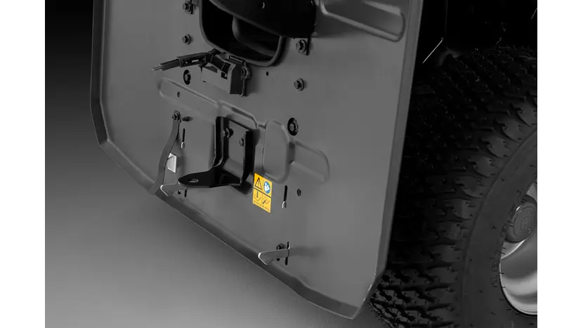 Садовий трактор Husqvarna TS 112 фото 13 купити в Україні
