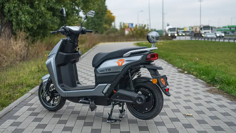 Электроскутер YADEA T9 2500 Вт (серый) графеновый, фото фото 4