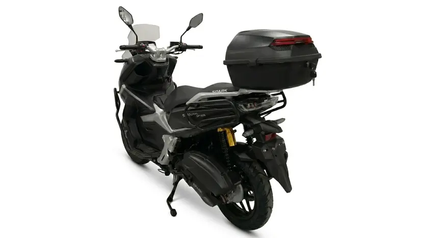Моторолер Spark SP180S-25 (сріблясто-чорний) фото 3 купити в Україні
