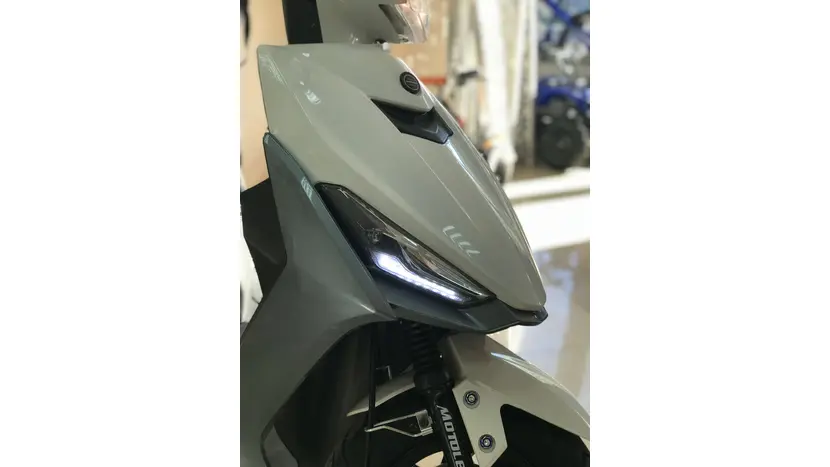 Скутер MotoLeader ML125 JOG (білий) фото 5 купити в Україні