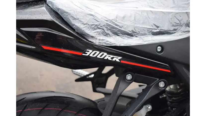 Мотоцикл VOGE 300RR (Loncin LX300GS GP300) інжектор + ABS фото 37 купити в Україні