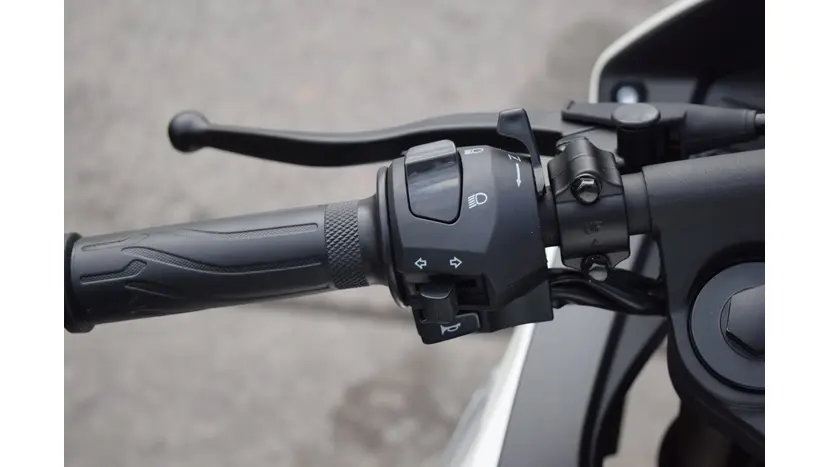 Мотоцикл VOGE 300RR (Loncin LX300GS GP300) інжектор + ABS фото 17 купити в Україні