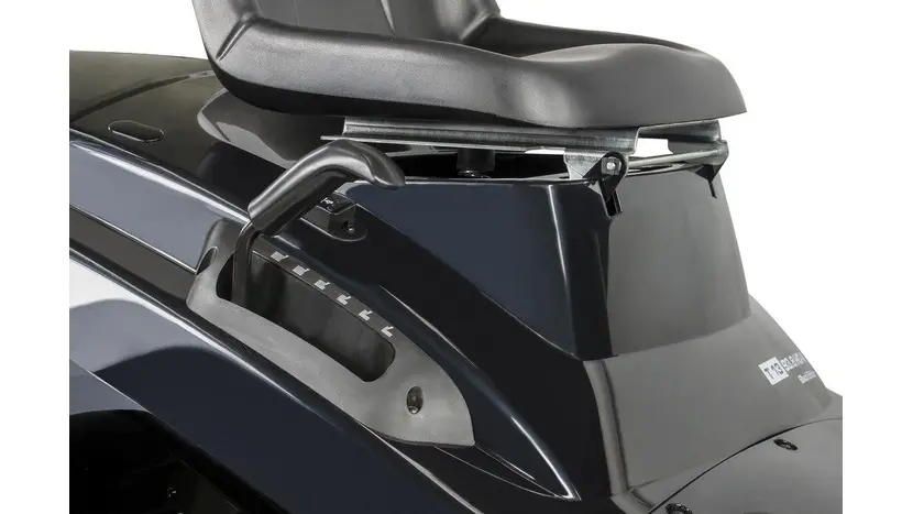 Садовый трактор-косилка AL-KO T 15-93.9 HD-A Black Edition с чехлом 992425 и маслом 100006E, фото фото 2