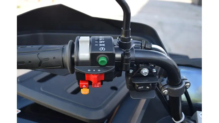 Квадроцикл SEGWAY SNARLER 600GL Deluxe (SGW570F-A5) Black/Green фото 11 купити в Україні