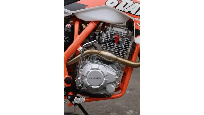 Мотоцикл Loncin Pro Factory 250cc 18/21 фото 7 купити в Україні