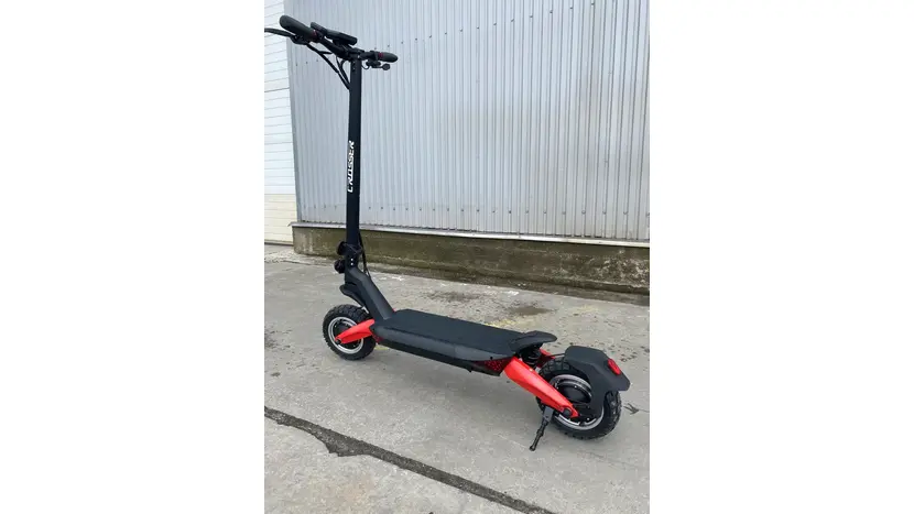 Электросамокат Crosser T8 MAX, (48 В; 15 А/ч), колёса 10", LCD экран, фото фото 2