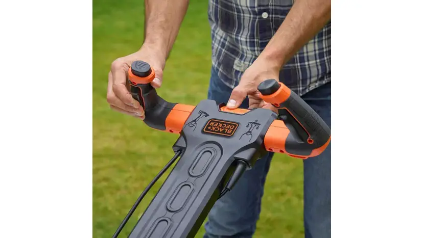 Газонокосарка Black&Decker BEMW 471ES фото 3 купити в Україні