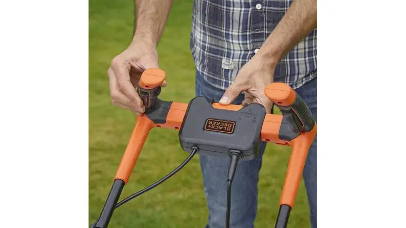 Газонокосарка електрична Black&Decker BEMW 481BH фото 6 купити в Україні