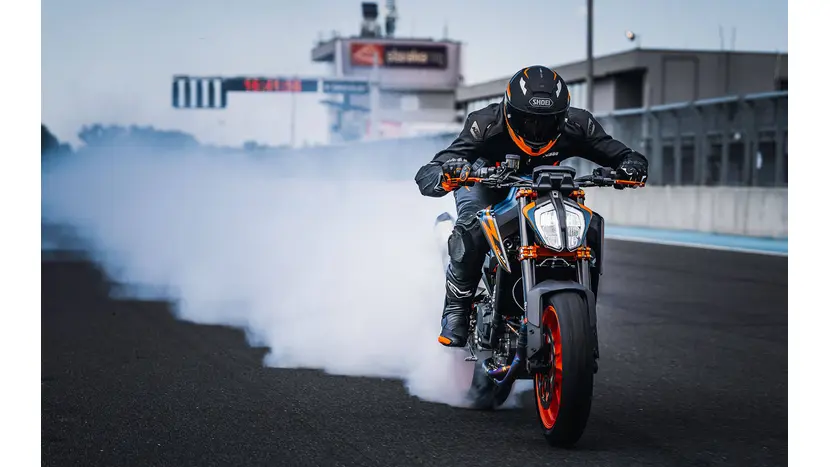 Мотоцикл KTM 890 Duke R, фото 
