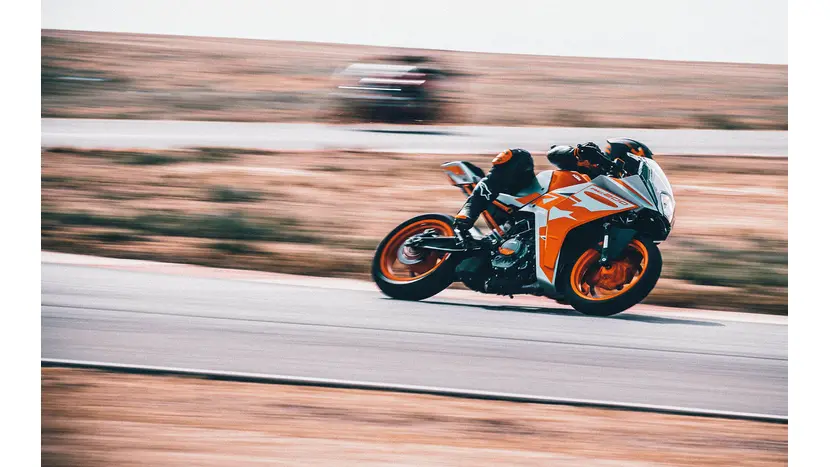 Мотоцикл Ktm RC 200 фото 11 купити в Україні
