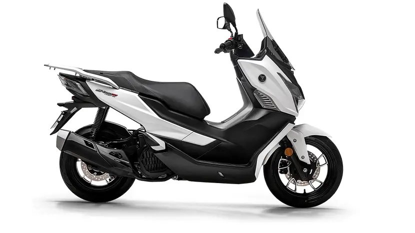 Скутер Voge SR150 GT фото 3 купити в Україні