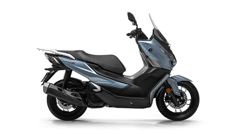 Скутер Voge SR150 GT фото 4 купити в Україні