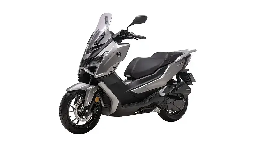 Скутер Voge SR150 GT фото 6 купити в Україні