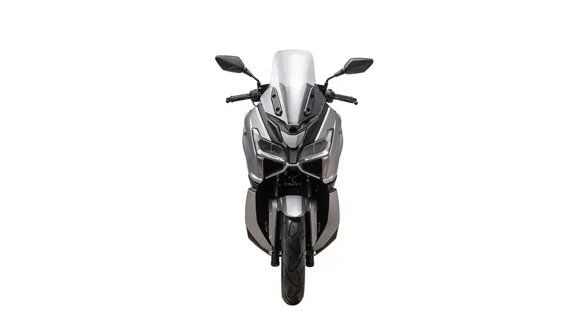 Скутер Voge SR150 GT фото 11 купити в Україні