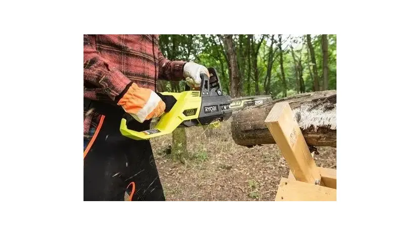 Пила ланцюгова акумуляторна Ryobi RY36CSX40B-160P, шина 40см Oregon MAX POWER 36В, АКБ 1х6Ач, безщіткова, бічний двигун фото 3 купити в Україні