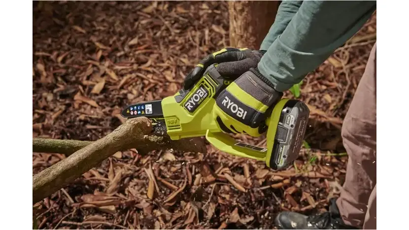 Пила ланцюгова акумуляторна Ryobi RY18PSX15A-0, шина 15см, ONE+ 18В, безщіткова, 1.2 кг, Solo (без АКБ та ЗП) фото 3 купити в Україні