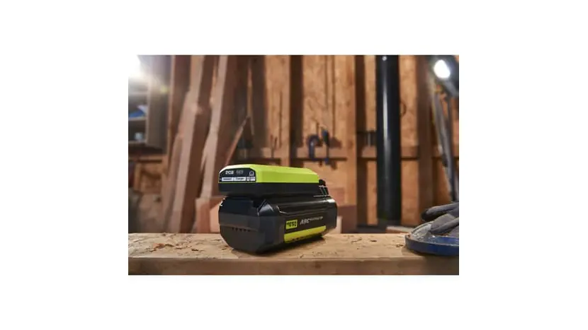 Зарядное устройство Ryobi RY36C17A, 36В MAX POWER, 1.7А, фото фото 4