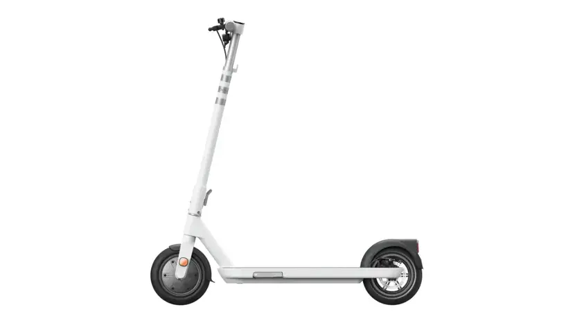 Електросамокат OKAI ES10-NEON Lite 9", 300(600)W, 7.8Ah, 30km, 25km\h, 20%, NFC, App, White (ES10-W) фото 2 купити в Україні