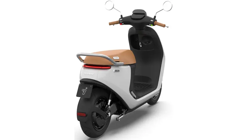 Электроскутер Segway-Ninebot E125S, белый, фото фото 8