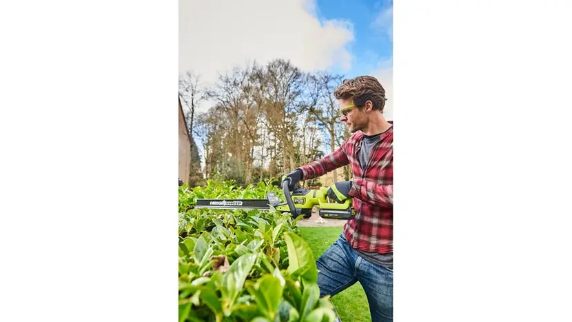 Кусторез аккумуляторный Ryobi RY36HTX65A-0, фото фото 7