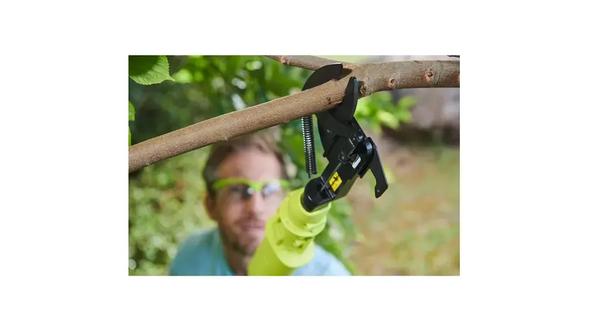 Сучкоріз акумуляторний Ryobi OLP1832BX, 18В ONE+ фото 3 купити в Україні