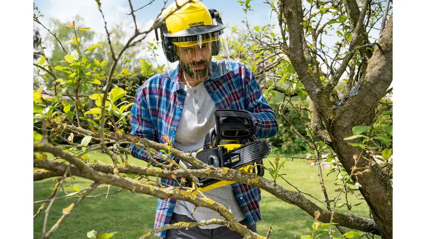 Пила ланцюгова акумуляторна Karcher CNS 18-30 Battery 18В (без АКБ та ЗП) фото 2 купити в Україні