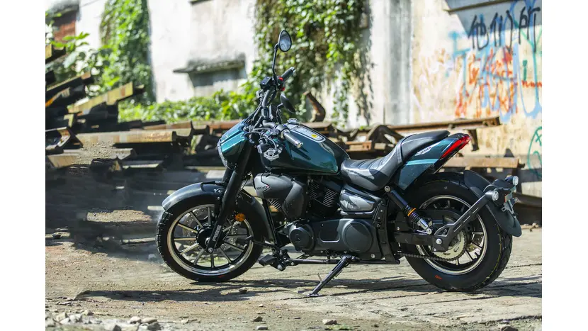 Мотоцикл Lifan V16S (LF250-R) із системою ABS (Смарагдовий) фото 2 купити в Україні