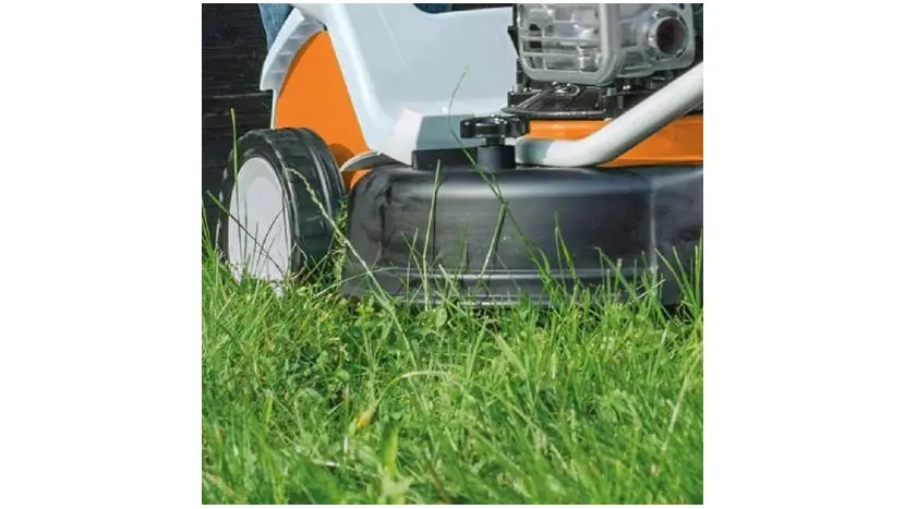 Газонокосарка бензинова STIHL RM 3.1 RТ (63610113416) фото 5 купити в Україні