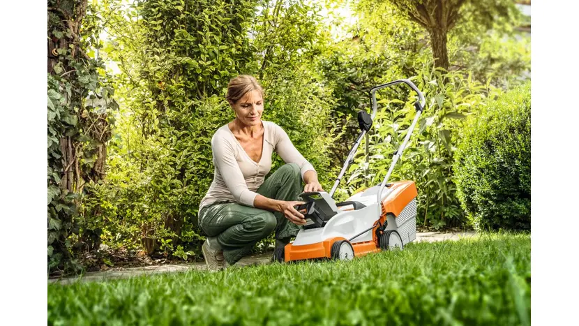 Газонокосилка аккумуляторная STIHL RMA 235 (63110111411), фото фото 3