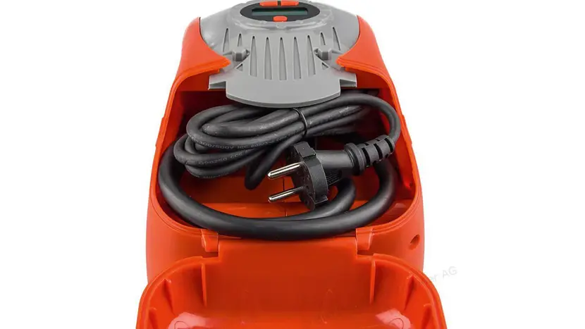 Компресор автомобільний BLACK + DECKER ASI300 фото 3 купити в Україні