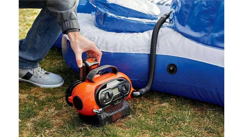 Компрессор автомобильный аккумуляторный BLACK + DECKER BDCINF18N, фото фото 7