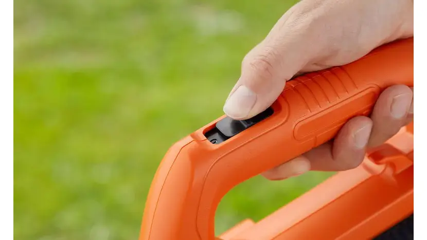 Повітродувка акумуляторна BLACK+DECKER BCBL200L фото 4 купити в Україні
