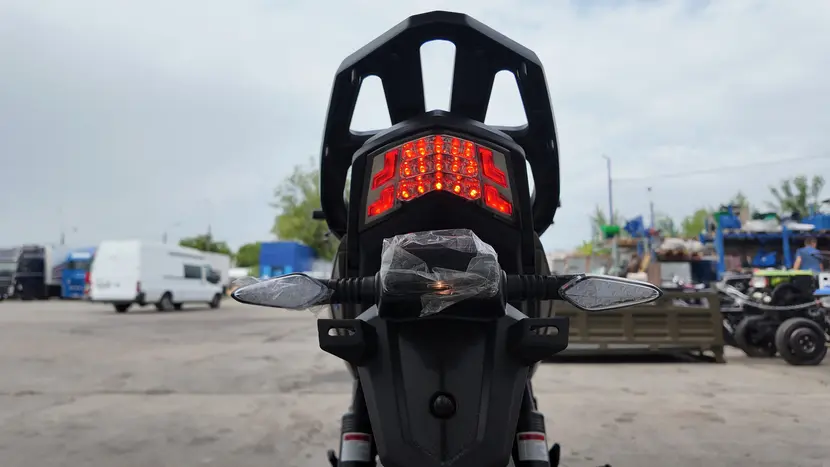 Мотоцикл Spark SP250R-32 (коричневий матовий) фото 12 купити в Україні