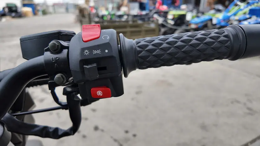 Мотоцикл Spark SP250R-32 (коричневий матовий) фото 19 купити в Україні