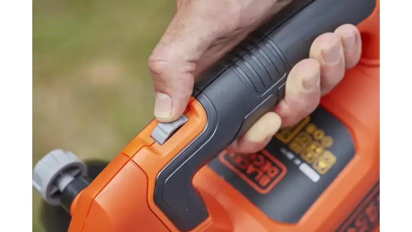Садовий пилосос акумуляторний BLACK+DECKER BCBLV3625L1 фото 3 купити в Україні