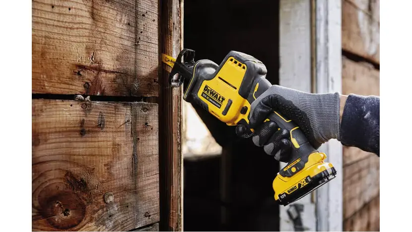 Пила сабельная аккумуляторная DeWALT DCS312D2, 10.8/12В XR Li-lon, 2 АКБ, ЗУ, в чемодане TSTAK, фото фото 4