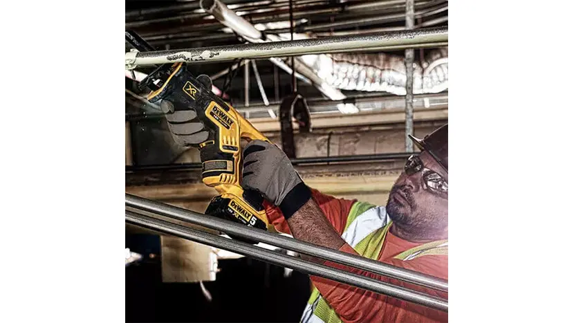Пила сабельная аккумуляторная DeWALT DCS367NT, 18В XR Li-lon, без АКБ и ЗУ, в чемодане TSTAK, фото фото 4