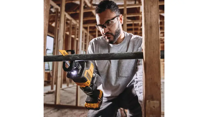Пилка шабельна акумуляторна DeWALT DCS369NT, 18В XR Li-lon, без АКБ і ЗП, у валізі TSTAK фото 7 купити в Україні