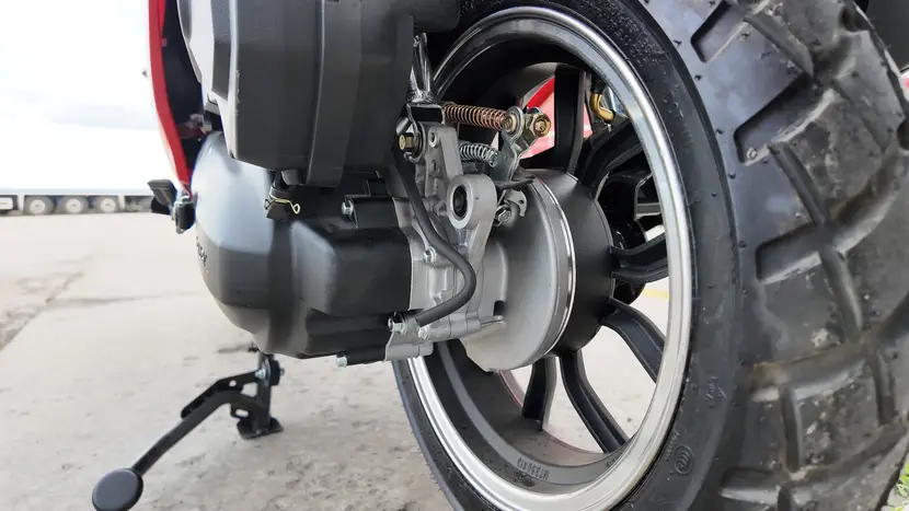 Моторолер Spark SP150S-18 (Червоний) фото 23 купити в Україні