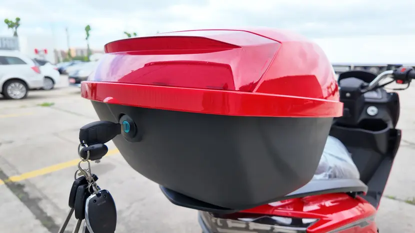 Моторолер Spark SP150S-18 (Червоний) фото 30 купити в Україні