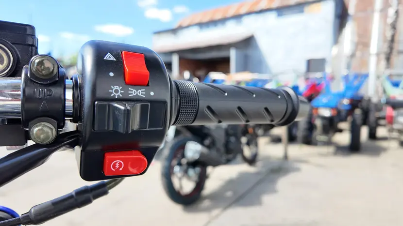 Моторолер Spark SP150S-18 (Чорний) фото 21 купити в Україні