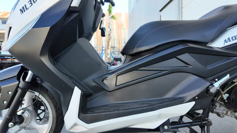 Моторолер MotoLeader ML300 Maxi фото 19 купити в Україні