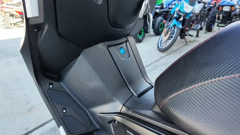 Моторолер MotoLeader ML300 Maxi фото 22 купити в Україні