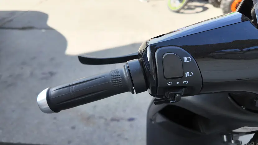 Електроскутер Crosser CR9 (Чорний) 800w фото 23 купити в Україні