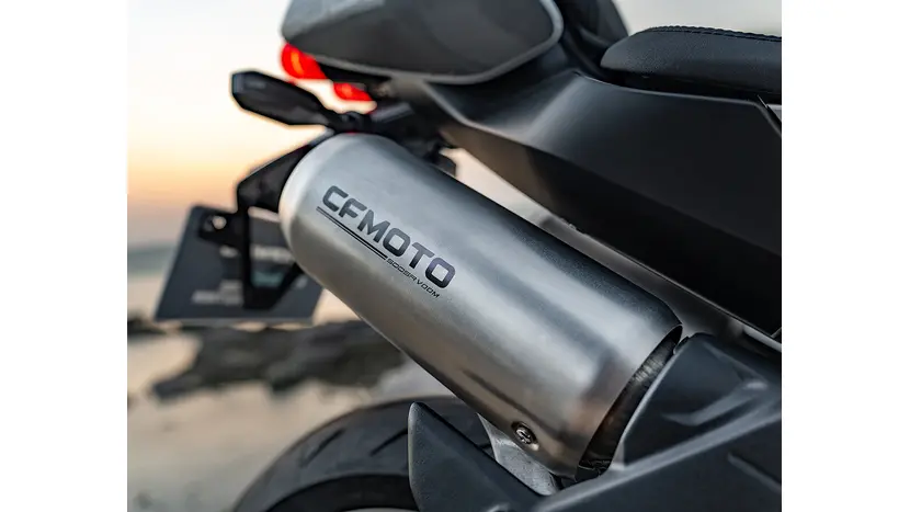 Мотоцикл CFMOTO 500SR VOOM фото 7 купити в Україні